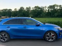Gebraucht Kia Ceed 140 PS (102 kW) 2019 Blau Kleinwagen