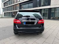 gebraucht Mercedes B180 Sport W246 17“LM-Felgen Bi-Xenon