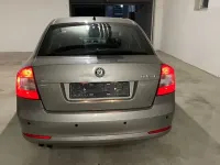 Gebraucht Skoda Octavia Ambition 122 PS (89 kW) 2011 Grau Limousine