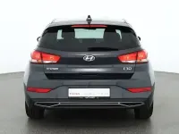 Gebraucht Hyundai i30 120 PS (88 kW) 2021 Grau Limousine