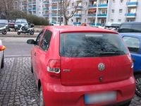 Gebraucht VW Fox 55 PS (40 kW) 2005 Rot Kleinwagen