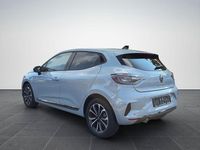 Neu Renault Clio V Techno 91 PS (66 kW) 2025 Grau Limousine