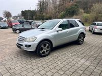 Gebraucht Mercedes ML320 224 PS (164 kW) 2006 Silber SUV
