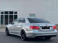 Gebraucht Mercedes E400 333 PS (244 kW) 2013 Silber Limousine