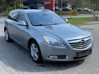 Gebraucht Opel Insignia Design Edition 160 PS (117 kW) 2011 Silber Kombi