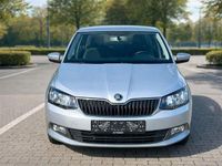 Gebraucht Skoda Fabia Ambition 75 PS (55 kW) 2015 Silber Limousine