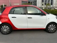 Używany Smart ForFour 71 KM (52 kW) 2016 Czerwony Hatchback