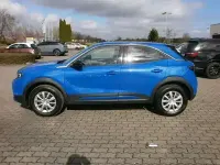 Gebraucht Opel Mokka Basis 101 PS (74 kW) 2022 Perl blau/voltaik blau (metallic) SUV