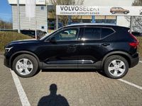 Używany Volvo XC40 120 KM (88 kW) 2025 SUV