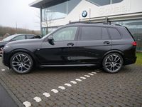 Neu BMW X7 M Sport 352 PS (258 kW) 2026 Schwarz SUV