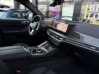 Neu BMW X6 M Sport 352 PS (258 kW) 2025 Blau SUV