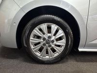 Gebraucht VW Multivan Basis 150 PS (110 kW) 2022 Reflexsilber metallic Van