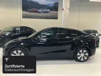 Usata Tesla Model Y RWD 203 kW (277 CV) 2023 Nero SUV