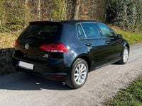 Gebraucht VW Golf VII LOUNGE 110 PS (80 kW) 2015 Schwarz Limousine
