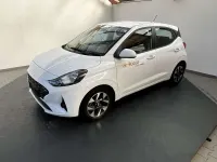 Gebraucht Hyundai i10 Trend 63 PS (46 kW) 2025 Atlas white / sol Kleinwagen