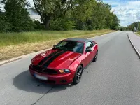 Gebraucht Ford Mustang 215 PS (158 kW) 2010 Rot Cabrio