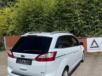 Gebraucht Ford Grand C-Max Titanium 125 PS (91 kW) 2017 Frozen white Van / Kleinbus