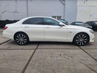 Gebraucht Mercedes E300 194 PS (142 kW) 2019 Weiß Limousine