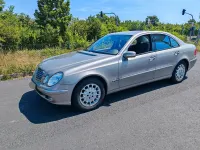Gebraucht Mercedes E240 177 PS (130 kW) 2005 Grau Limousine