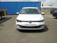 Gebraucht VW Golf VIII Life 131 PS (96 kW) 2023 Pure white (weiß) Limousine
