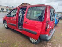 Gebraucht Peugeot Partner 49 kW (67 PS) 2014 Rot Van / Kleinbus