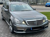 gebraucht Mercedes E63 AMG Performance Paket