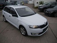 Gebraucht Skoda Rapid Active 105 PS (77 kW) 2015 Weiß Kombi