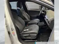 Używany VW ID.4 Pro Performance 150 kW (204 KM) 2023 Biały SUV