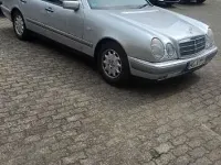 Gebraucht Mercedes E200 Elegance 136 PS (100 kW) 1997 Silber Limousine