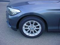 Gebraucht BMW 116 Advantage 109 PS (80 kW) 2016 Grau Kleinwagen