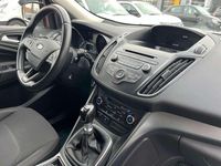 Gebraucht Ford Kuga Trend 120 PS (88 kW) 2017 Iridiumschwarz metallic SUV