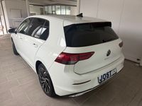Gebraucht VW Golf VIII Active 116 PS (85 kW) 2022 Weiß Limousine