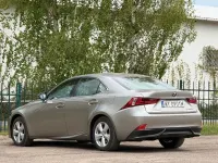Gebraucht Lexus IS300h 181 PS (133 kW) 2014 Silber Limousine