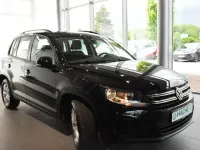 Gebraucht VW Tiguan Trendline 125 PS (91 kW) 2015 Schwarz SUV