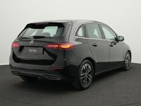 Gebraucht Mercedes B180 Advanced 116 PS (85 kW) 2024 Schwarz Van / Kleinbus