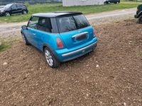 Second-hand Mini Cooper 115 CP (84 kW) 2004 Albastru Hatchback