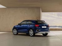 Neu Audi Q2 Advanced Plus 150 PS (110 kW) 2026 Navarrablau metallic SUV