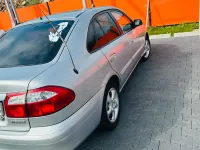Second-hand Mazda 626 116 CP (85 kW) 2000 Argintiu Berlinǎ