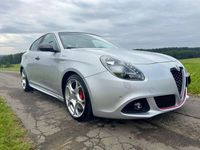 Gebraucht Alfa Romeo Giulietta Quadrifoglio Verde 175 PS (128 kW) 2014 (silverstone grau) Limousine