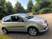 Gebraucht Chevrolet Aveo 84 PS (61 kW) 2009 Silber Kleinwagen