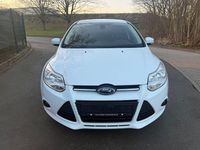 Gebraucht Ford Focus Trend 86 PS (63 kW) 2014 Weiß Limousine