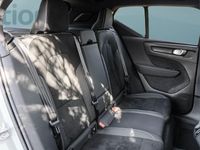 Gebraucht Volvo XC40 Core 163 PS (119 kW) 2025 Grau SUV