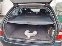 Gebraucht Mercedes E220 Elegance 150 PS (110 kW) 2004 Schwarz Kombi