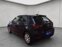 Gebraucht VW Polo Life 95 PS (69 kW) 2022 Schwarz Limousine