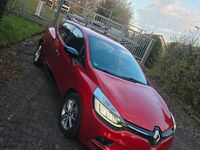 Gebraucht Renault Clio IV Luxe 90 PS (66 kW) 2017 Rot Kleinwagen