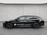 Gebraucht VW Passat R-line 150 PS (110 kW) 2025 Schwarz Kombi