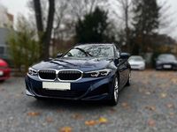 Gebraucht BMW 318 156 PS (114 kW) 2023 Blau Kombi