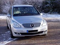 gebraucht Mercedes B170 # Parkhilfe vorne + hinten # Klimaautomatik