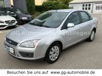 Gebraucht Ford Focus Ghia 116 PS (85 kW) 2005 Silber Limousine