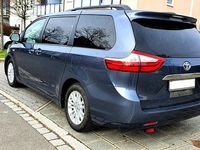 Gebraucht Toyota Sienna XLE 270 PS (198 kW) 2016 Blau Van / Kleinbus